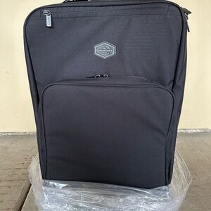 Travis Mathew Stow Away Carry On Rolling Suitcase New Black